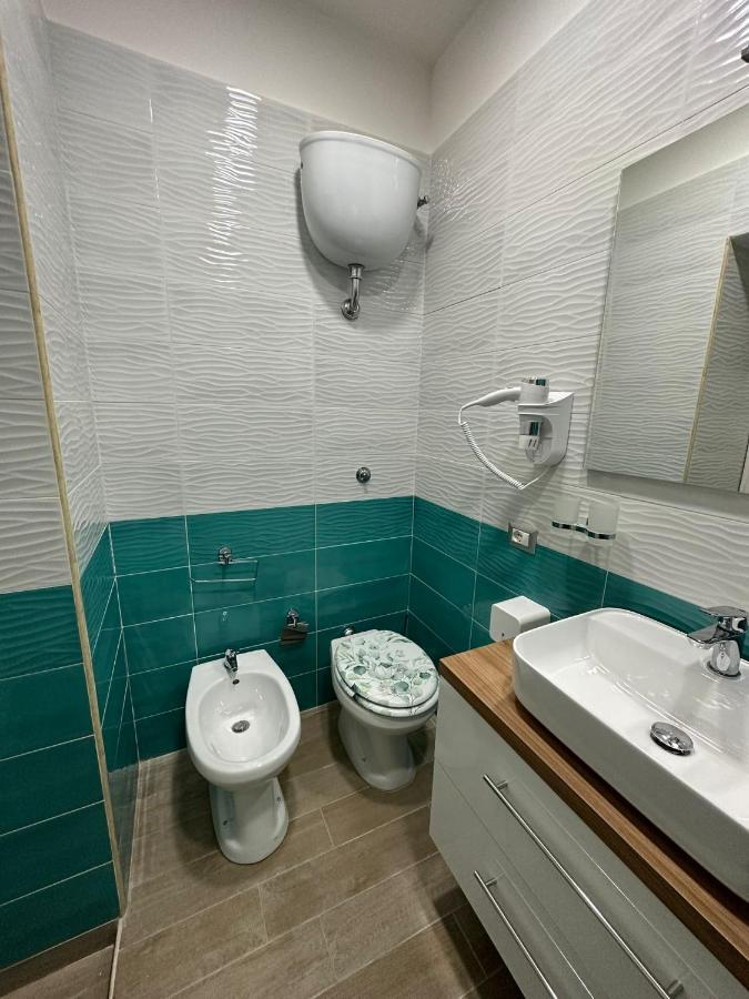 Napoli Centro - La Casa Di Sasa Bed & Breakfast Eksteriør bilde