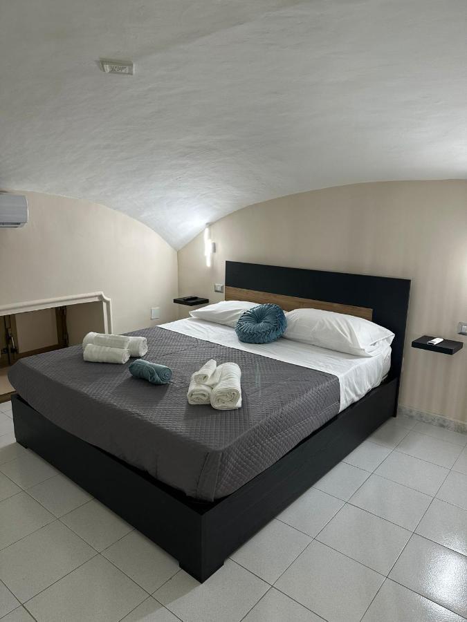 Napoli Centro - La Casa Di Sasa Bed & Breakfast Eksteriør bilde