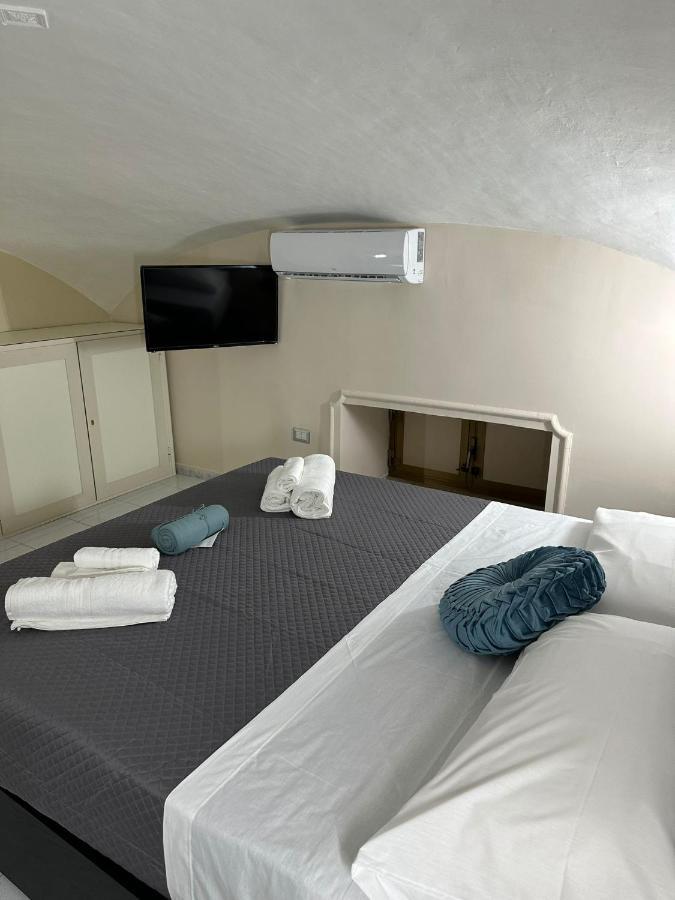 Napoli Centro - La Casa Di Sasa Bed & Breakfast Eksteriør bilde